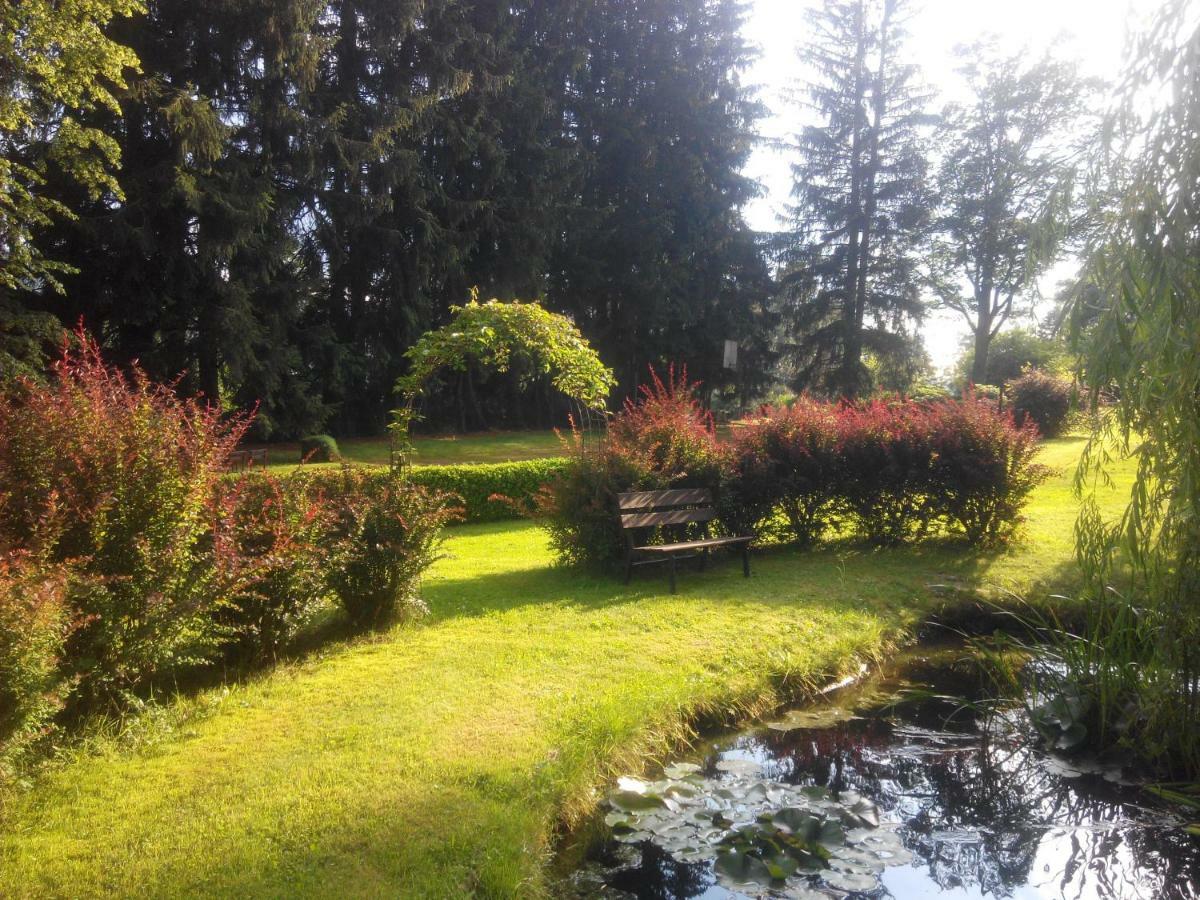 Pension Cervena Hotel Kasperske Hory Kültér fotó